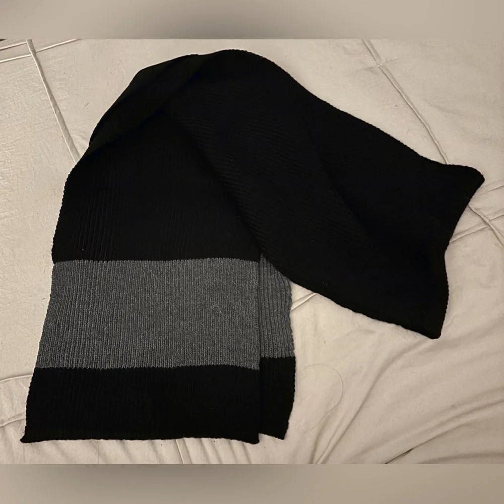 Polo by Ralph Lauren Two-Color Scarf